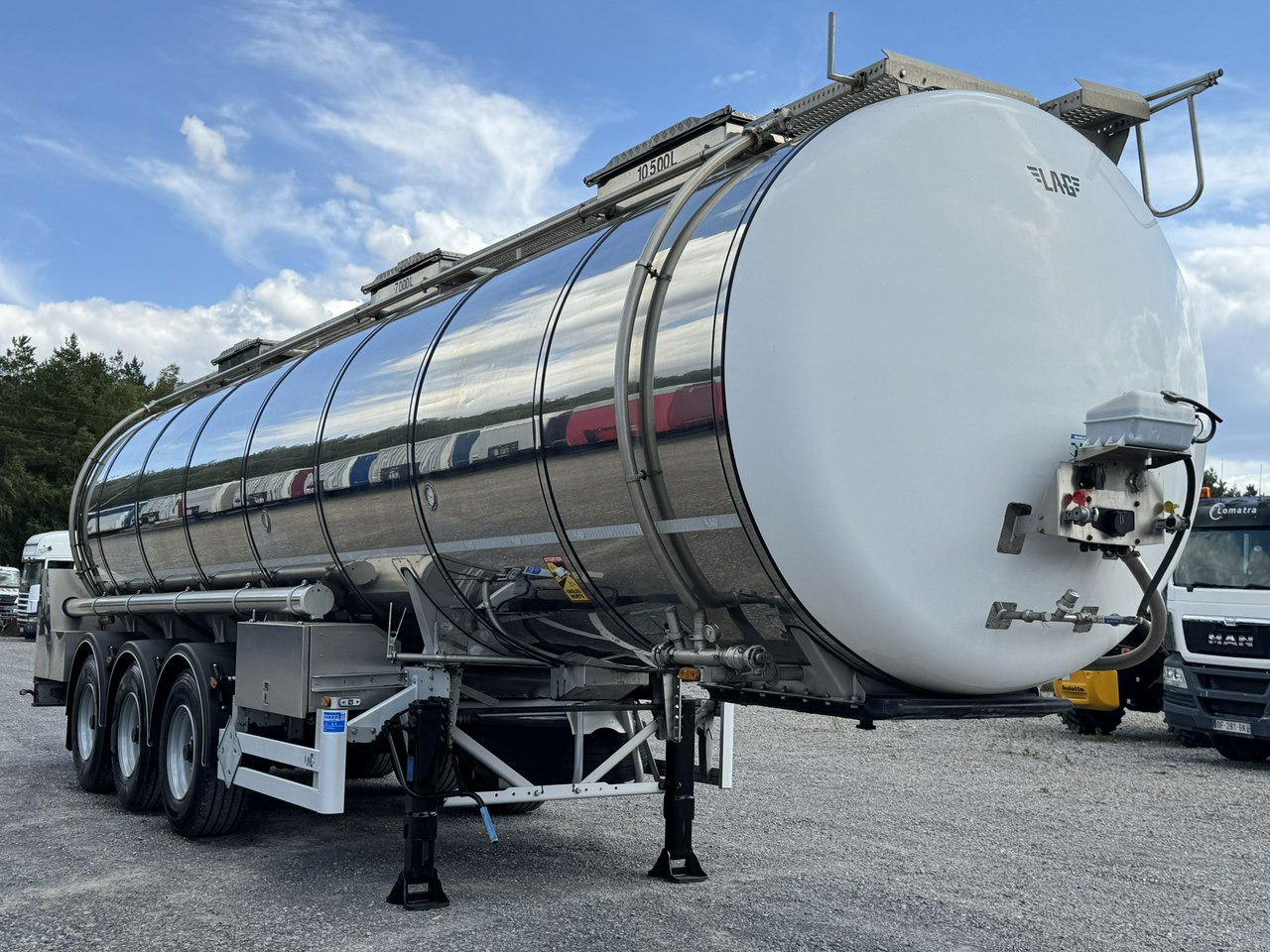 Lag Spożywcza Magyar Izolowana Webasto Pompa Elektryczna do Zrzutu - Sơ mi rơ moóc bồn: hình 3 Lag Spożywcza Magyar Izolowana Webasto Pompa Elektryczna do Zrzutu - Sơ mi rơ moóc bồn: hình 3