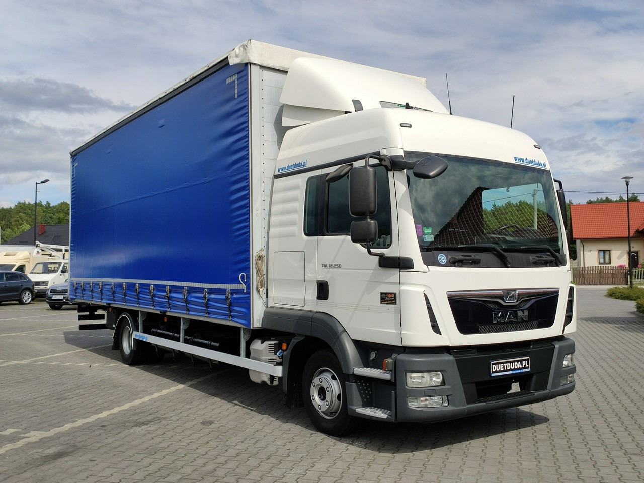 MAN TGL12.250 E6 Firana Tył Drzwi Dach Zsuwany Bogato Wyposażony - Xe tải thùng mui bạt: hình 2 MAN TGL12.250 E6 Firana Tył Drzwi Dach Zsuwany Bogato Wyposażony - Xe tải thùng mui bạt: hình 2