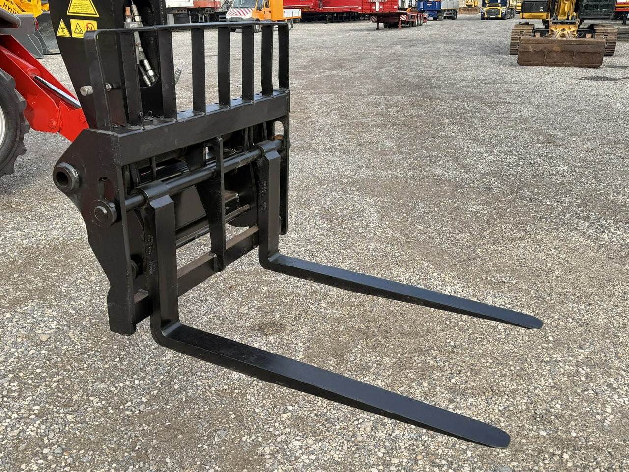 Manitou MRT 1640 Easy ROTO Ładowarka Teleskopowa Obrotowa 1840 2150 - Xe nhấc hình viễn vọng kính: hình 3 Manitou MRT 1640 Easy ROTO Ładowarka Teleskopowa Obrotowa 1840 2150 - Xe nhấc hình viễn vọng kính: hình 3