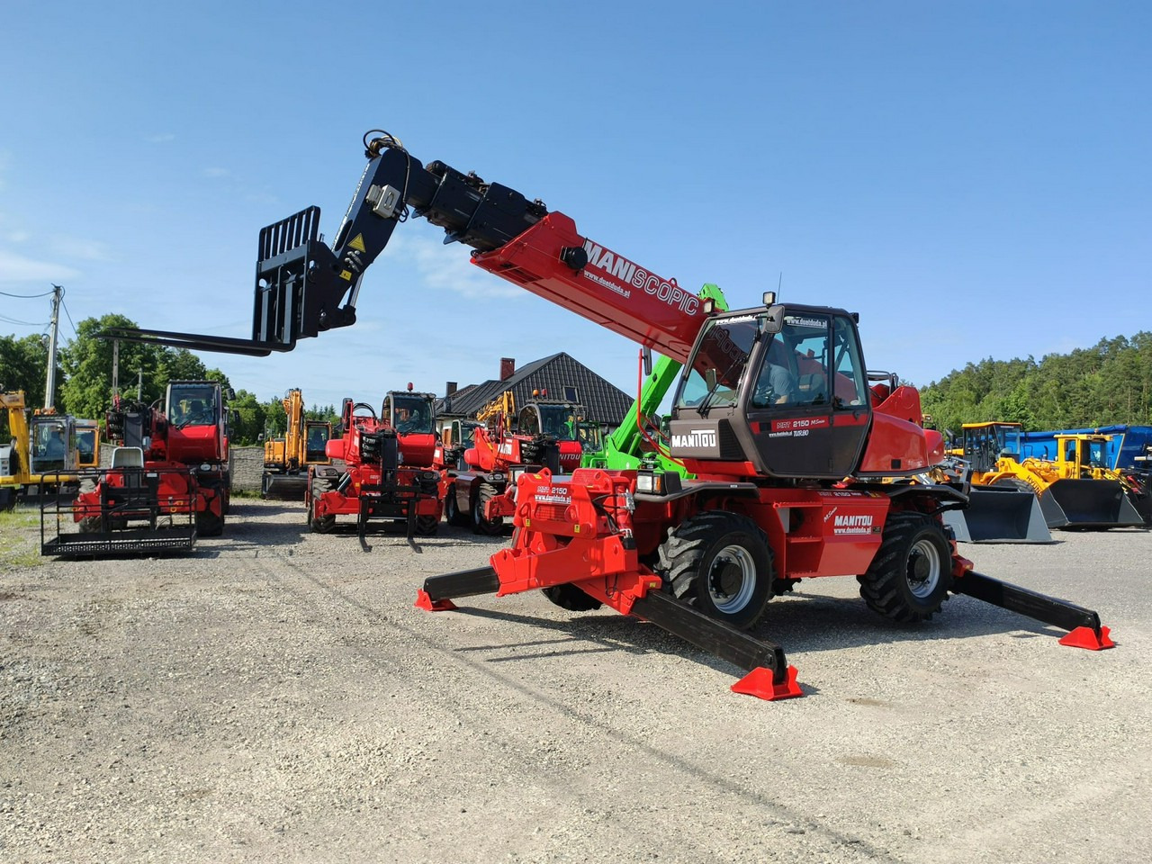 Manitou MRT 2150 ROTO Ładowarka Teleskopowa Obrotowa 2550 1850 1840 - Xe nhấc hình viễn vọng kính: hình 1 Manitou MRT 2150 ROTO Ładowarka Teleskopowa Obrotowa 2550 1850 1840 - Xe nhấc hình viễn vọng kính: hình 1