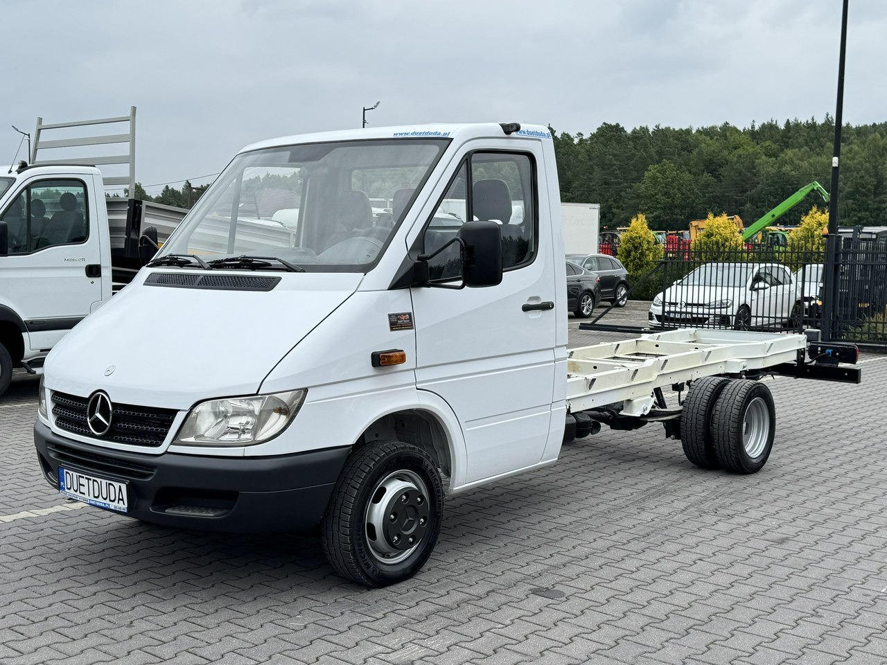 Mercedes Sprinter - Xe tải khung gầm: hình 2 Mercedes Sprinter - Xe tải khung gầm: hình 2