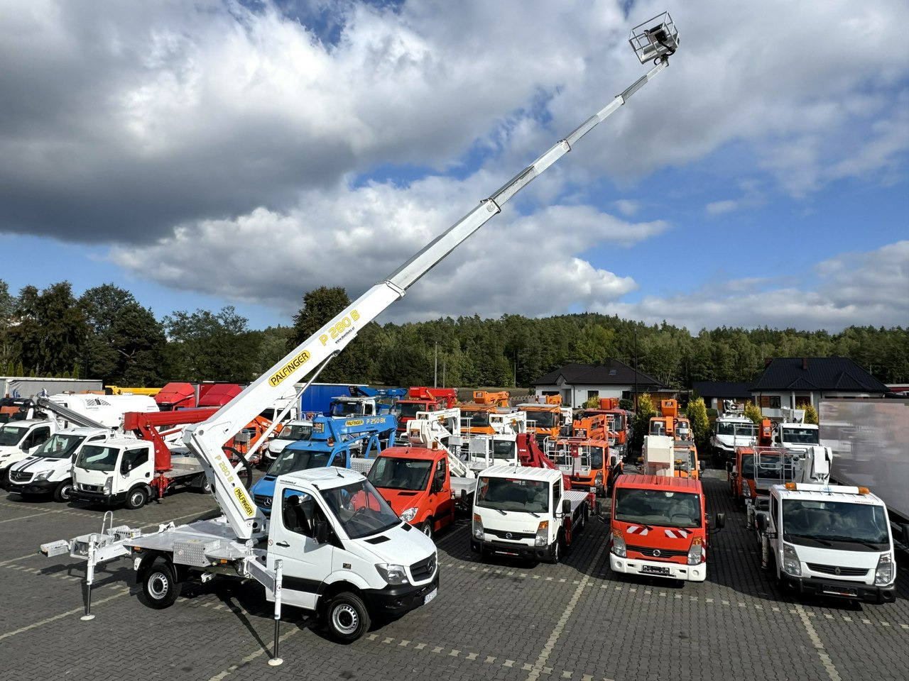 Mercedes Sprinter Zwyżka Podnośnik Koszowy PALFINGER P280 B UDT - Nền bục trên không gắn trên xe tải: hình 1 Mercedes Sprinter Zwyżka Podnośnik Koszowy PALFINGER P280 B UDT - Nền bục trên không gắn trên xe tải: hình 1
