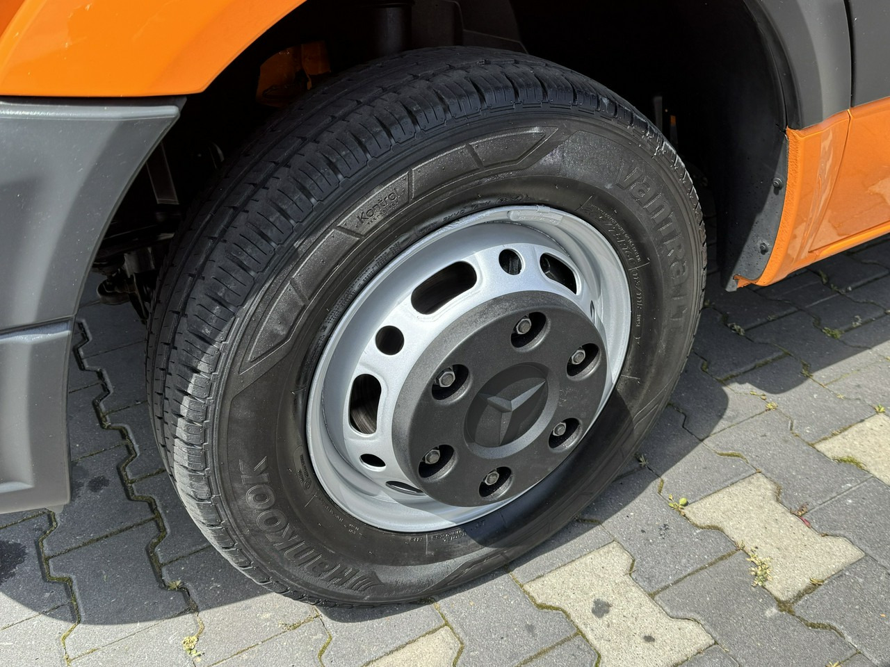 Mercedes Sprinter Zwyżka Podnośnik Koszowy VERSALIFT KLUBB ET-36-LF UDT - Nền bục trên không gắn trên xe tải: hình 5 Mercedes Sprinter Zwyżka Podnośnik Koszowy VERSALIFT KLUBB ET-36-LF UDT - Nền bục trên không gắn trên xe tải: hình 5