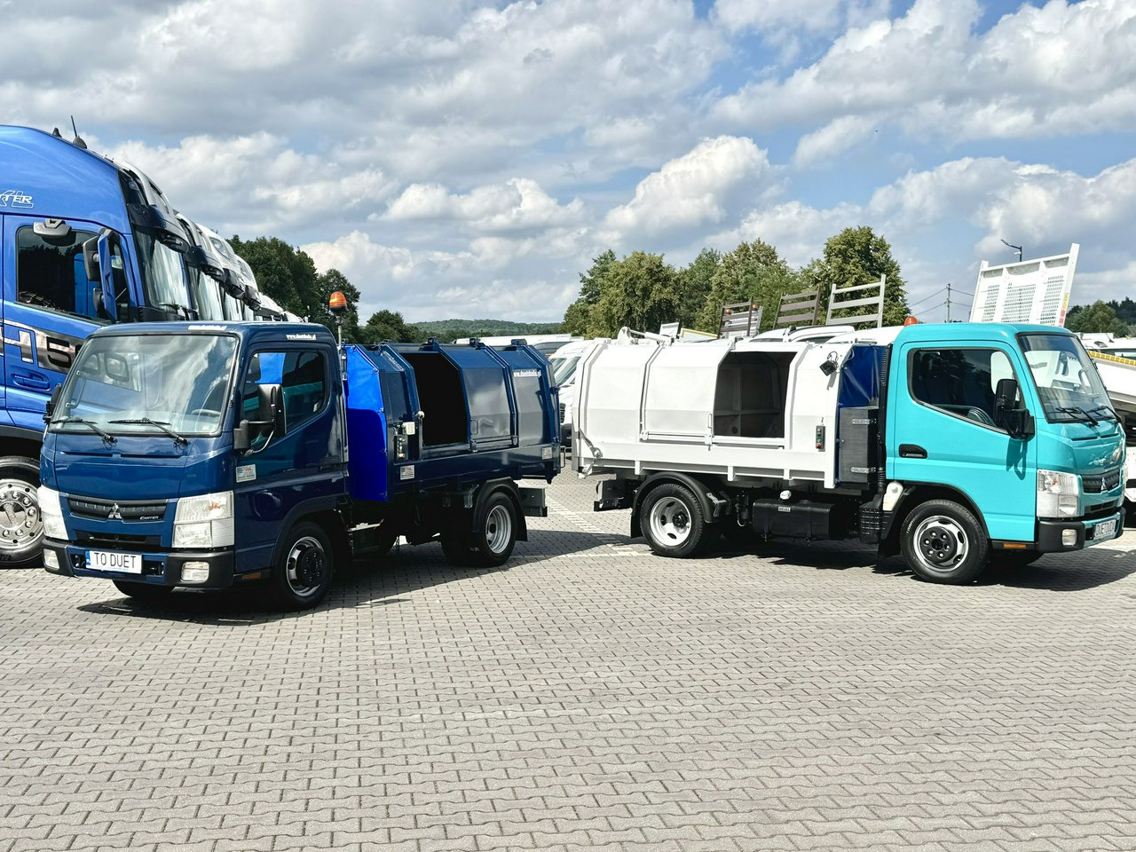 Mitsubishi Canter - Xe tải chở rác: hình 1 Mitsubishi Canter - Xe tải chở rác: hình 1