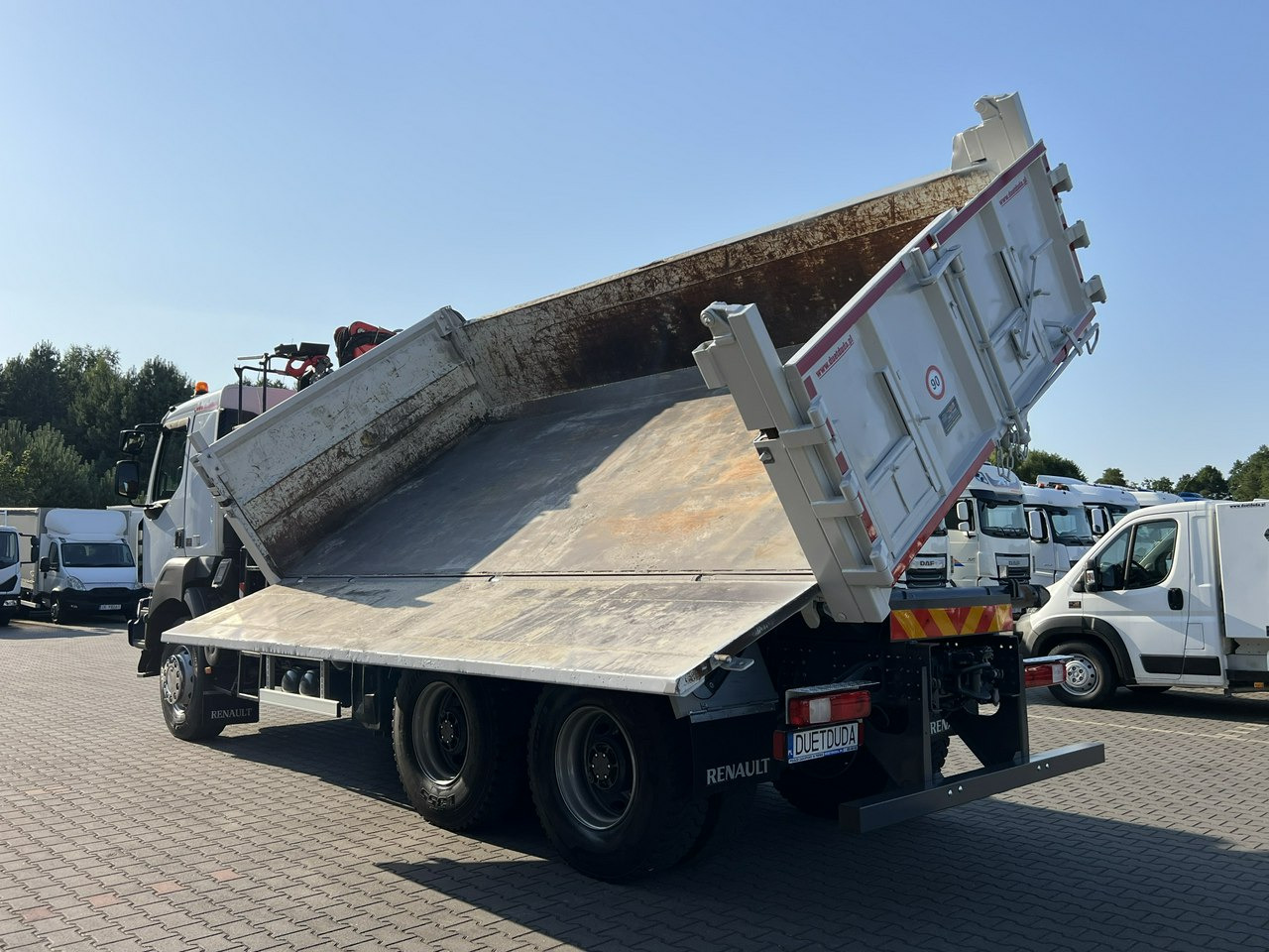 Renault Kerax 26.390 6x4 Mocny HDS FASSI F170 Sterowanie Radiowe - Xe ben, Xe cẩu tự hành: hình 5 Renault Kerax 26.390 6x4 Mocny HDS FASSI F170 Sterowanie Radiowe - Xe ben, Xe cẩu tự hành: hình 5