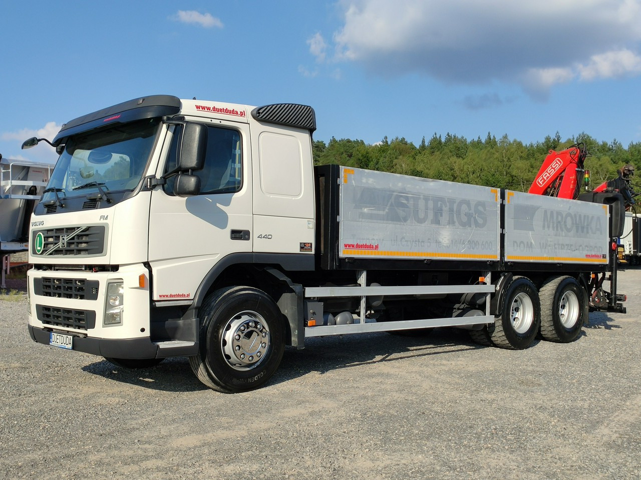 Volvo FM 440 6x4 HDS FASSI F170 Składany w Literę Z - Xe tải thùng lửng/ Phẳng, Xe cẩu tự hành: hình 2 Volvo FM 440 6x4 HDS FASSI F170 Składany w Literę Z - Xe tải thùng lửng/ Phẳng, Xe cẩu tự hành: hình 2