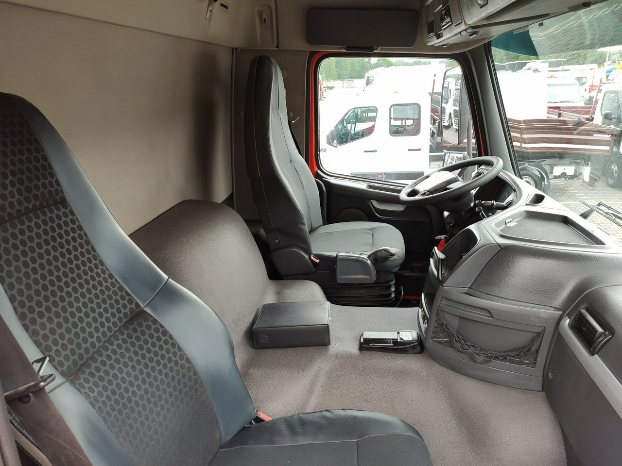 Xe ben, Xe cẩu tự hành Volvo FMX 410 6x4 13L HDS Radiowy Hydroburta: hình 40