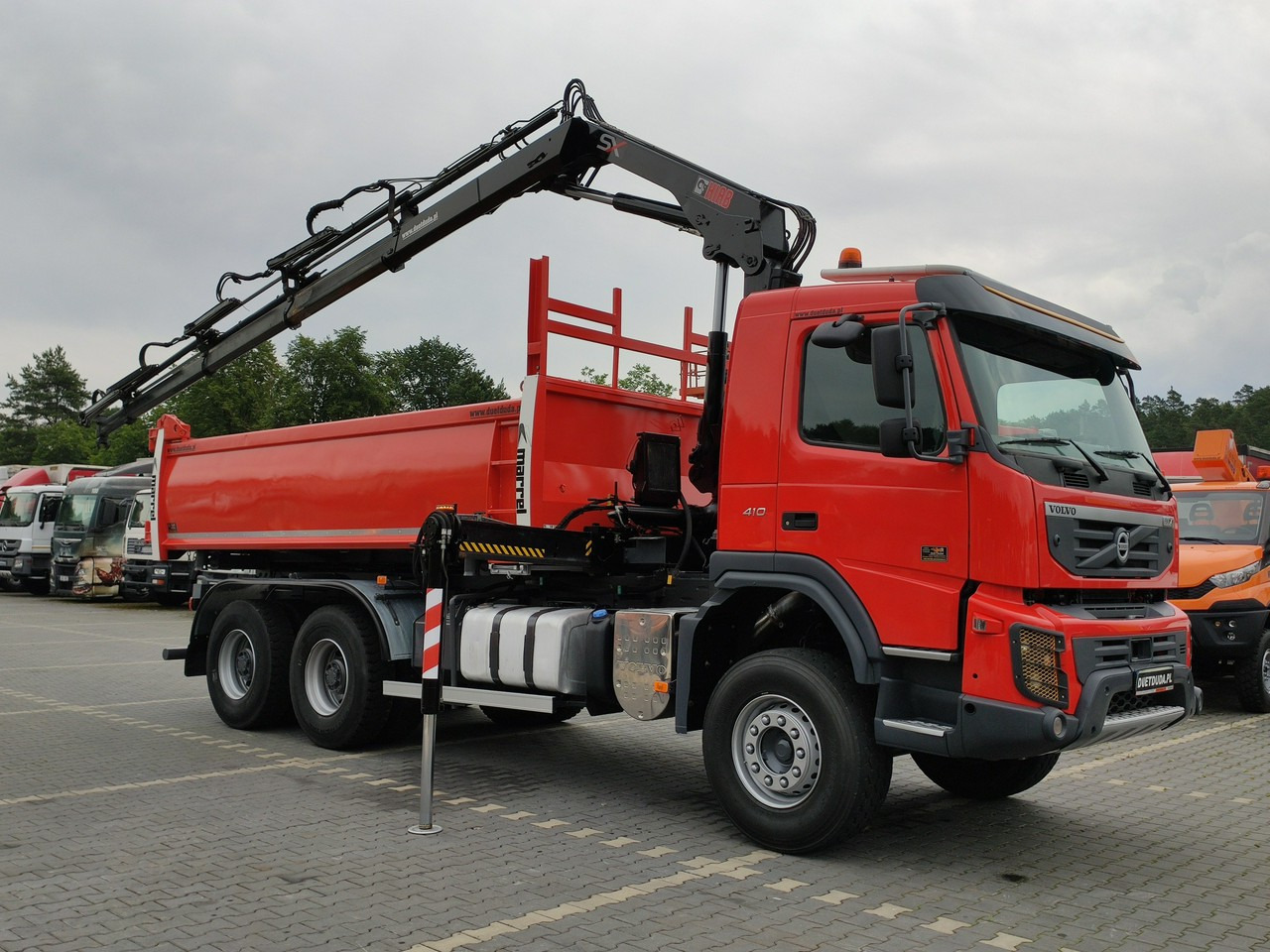 Volvo FMX 410 6x4 13L HDS Radiowy Hydroburta - Xe ben, Xe cẩu tự hành: hình 4 Volvo FMX 410 6x4 13L HDS Radiowy Hydroburta - Xe ben, Xe cẩu tự hành: hình 4