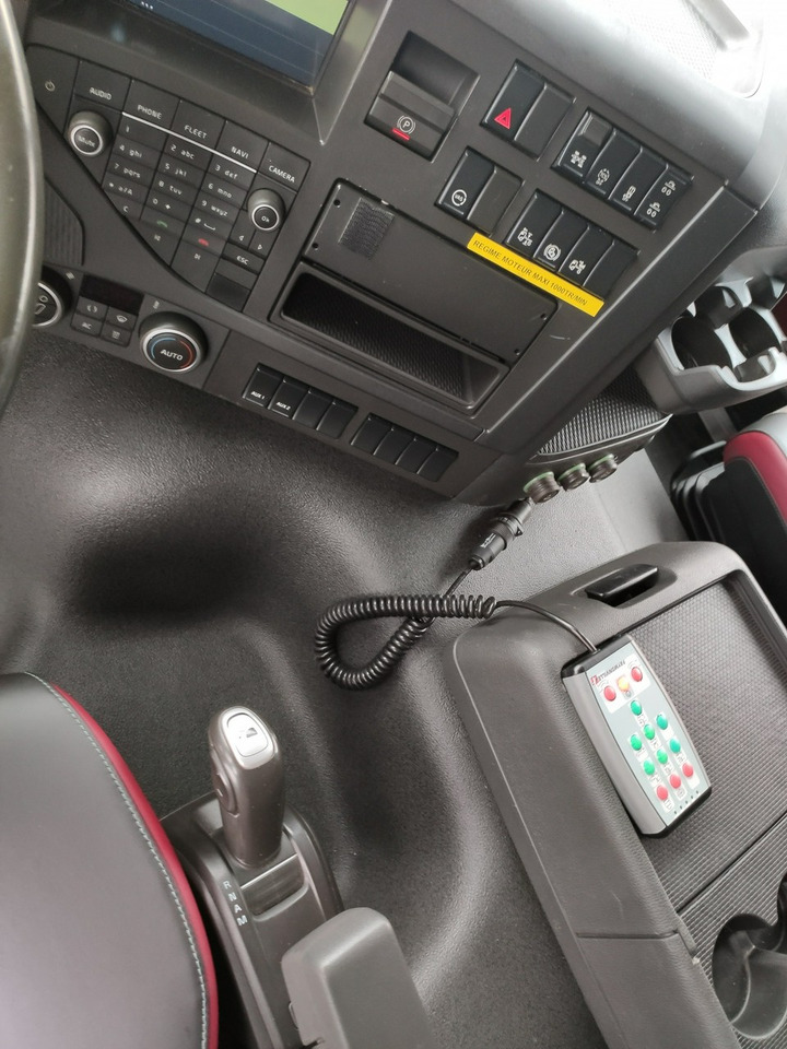 Xe chở gỗ Volvo FMX 540 6x4 RETARDER PALFORET EPSILON S300L Do Drewna: hình 35