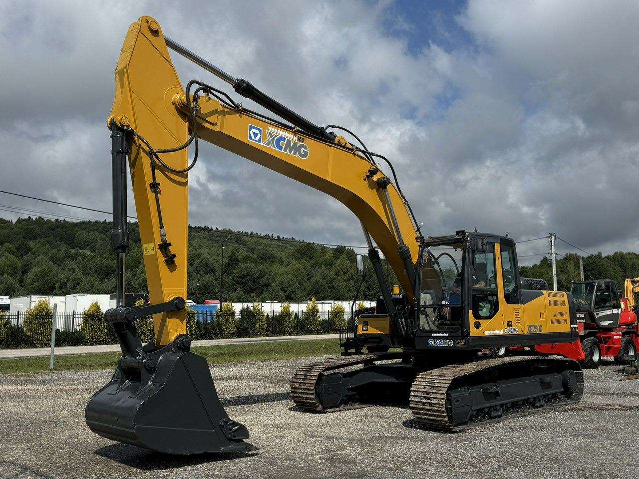 XCMG XE 250C 25ton Bez DPF i Adblue Stan Jak Nowy - Máy xúc bánh xích: hình 3 XCMG XE 250C 25ton Bez DPF i Adblue Stan Jak Nowy - Máy xúc bánh xích: hình 3