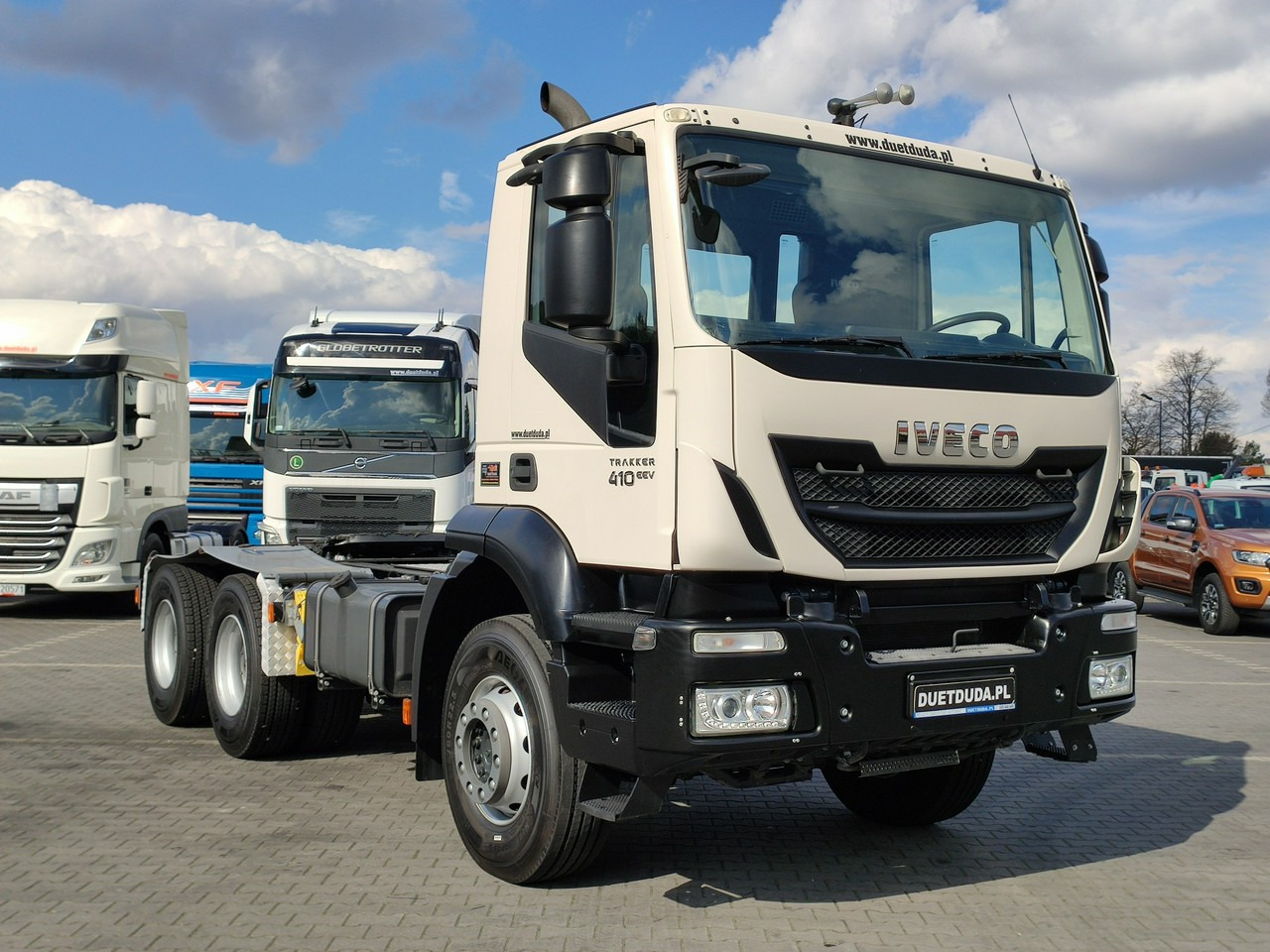 Iveco Trakerr 26.410 6x4 Manual Mały Przebieg tylko-46000km - Xe đầu kéo: hình 4 Iveco Trakerr 26.410 6x4 Manual Mały Przebieg tylko-46000km - Xe đầu kéo: hình 4
