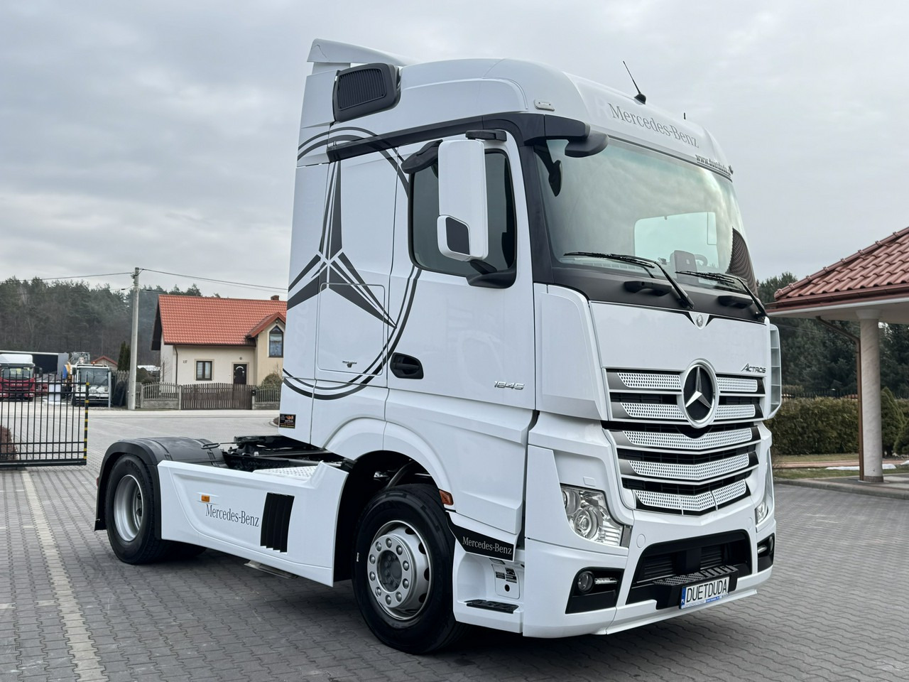Mercedes ACTROS 1845 Euro 6 Stream Space Standard !!! - Xe đầu kéo: hình 2 Mercedes ACTROS 1845 Euro 6 Stream Space Standard !!! - Xe đầu kéo: hình 2