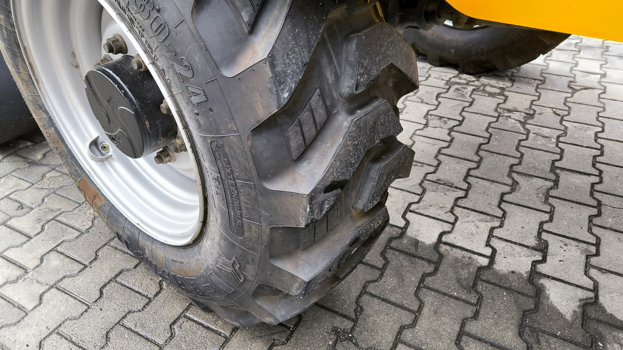 Máy xúc lật bánh lốp kính thiên văn MANITOU MT 932 EASY 75 D: hình 14