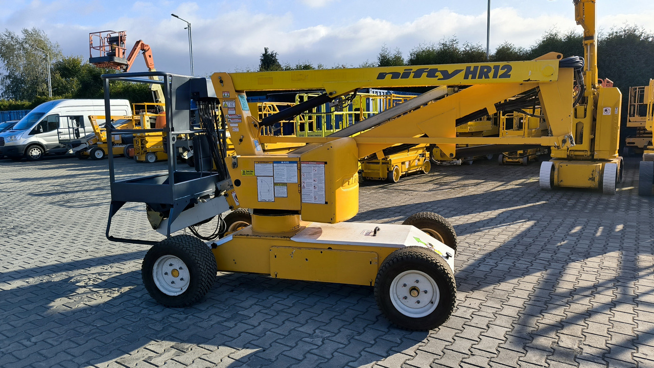 NIFTYLIFT HR 12 NE - Xe nâng người nhiều khớp nối: hình 2 NIFTYLIFT HR 12 NE - Xe nâng người nhiều khớp nối: hình 2