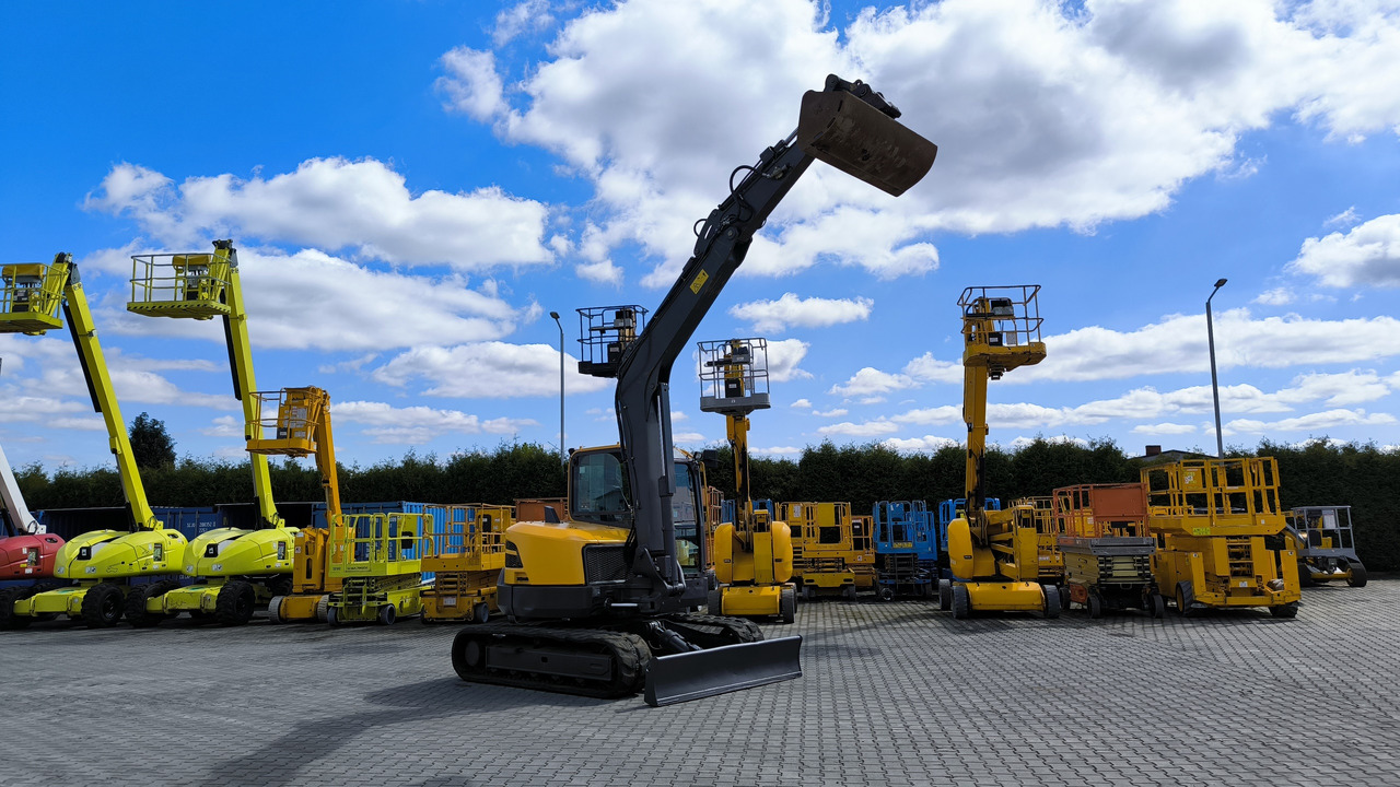 Máy xúc bánh xích VOLVO ECR 88 D: hình 27