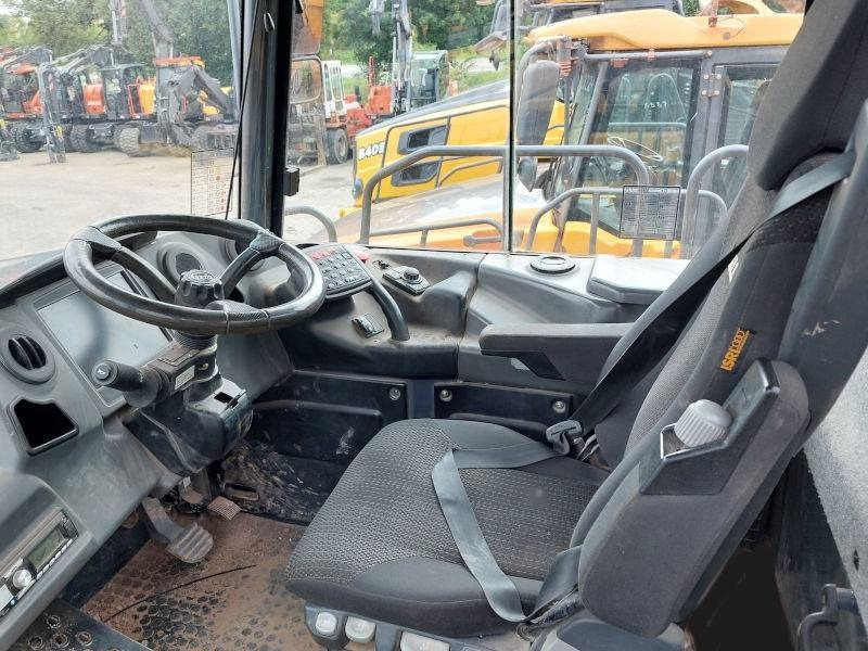 Xe ben đổ có khớp nối Bell B 40 E: hình 8