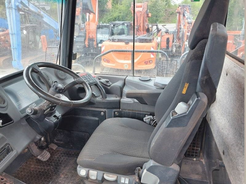 Xe ben đổ có khớp nối Bell B 45 E: hình 8 Xe ben đổ có khớp nối Bell B 45 E: hình 8