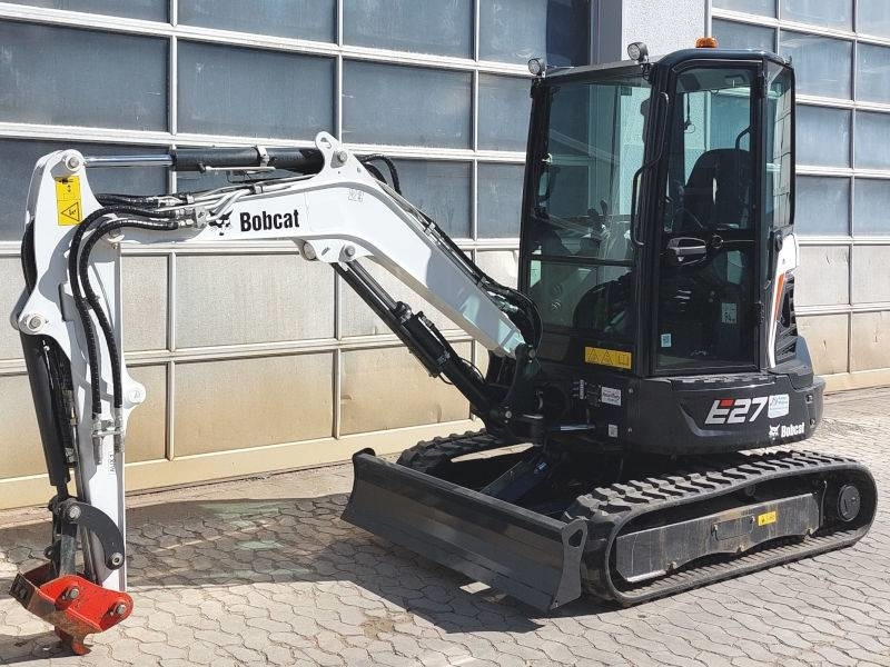 Bobcat E 27 - Máy xúc mini: hình 2 Bobcat E 27 - Máy xúc mini: hình 2
