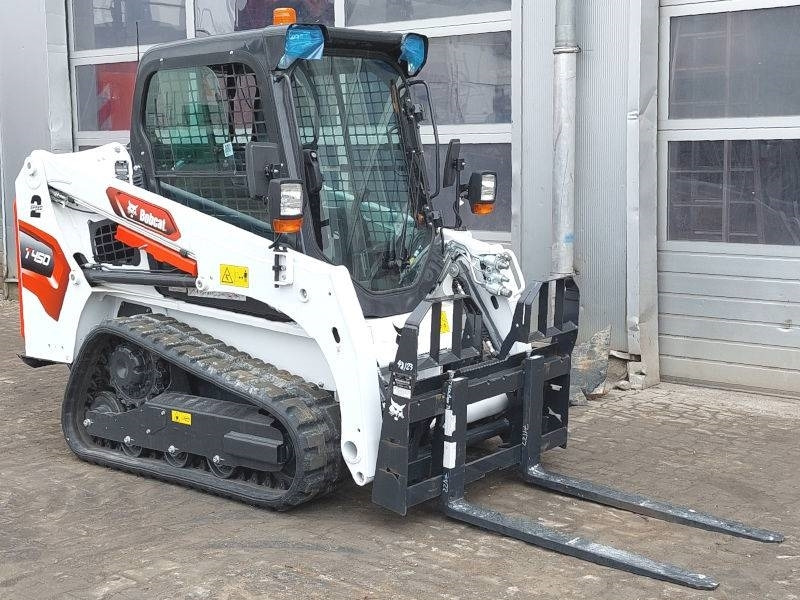 Bobcat T 450 - Máy xúc lật đa năng: hình 4 Bobcat T 450 - Máy xúc lật đa năng: hình 4