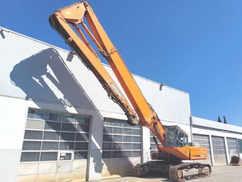 Doosan DX 420 LC - Máy xúc phá dỡ: hình 2 Doosan DX 420 LC - Máy xúc phá dỡ: hình 2