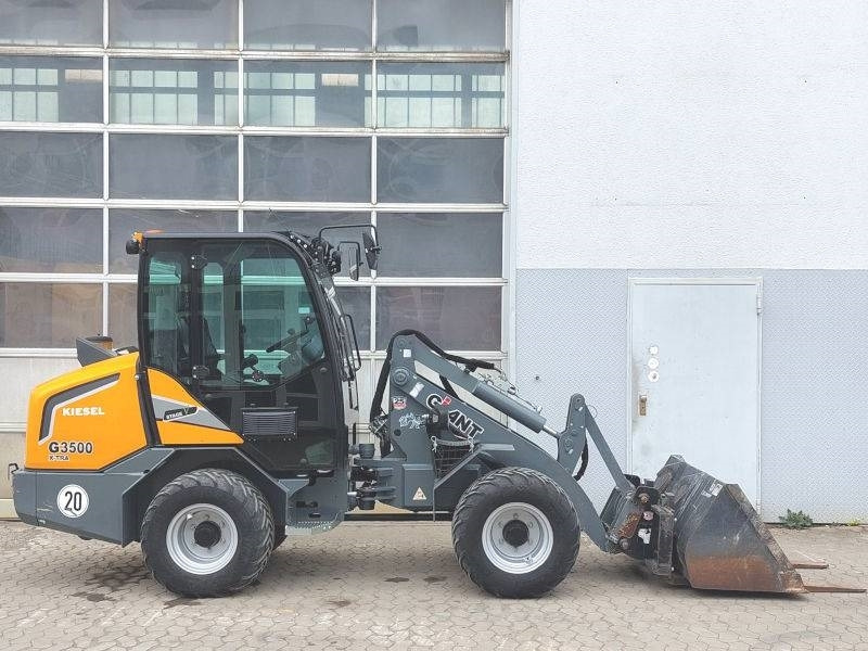 Giant G 3500 X-Tra - Máy xúc lật đa năng: hình 5 Giant G 3500 X-Tra - Máy xúc lật đa năng: hình 5