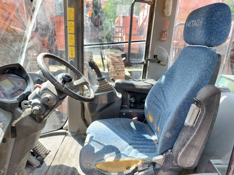 Máy xúc lật bánh lốp Hitachi ZW 310: hình 10