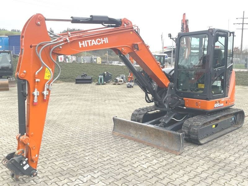 Hitachi ZX 65 USB-6 - Máy xúc mini: hình 2 Hitachi ZX 65 USB-6 - Máy xúc mini: hình 2