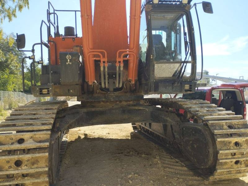 Hitachi ZX 690 LCH-7 - Máy xúc bánh xích: hình 3 Hitachi ZX 690 LCH-7 - Máy xúc bánh xích: hình 3
