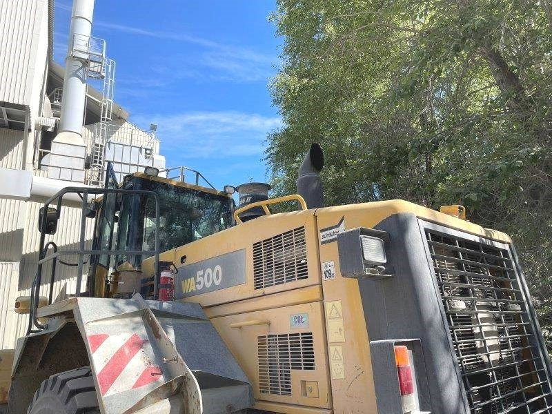 Komatsu WA 500-6 - Máy xúc lật bánh lốp: hình 3 Komatsu WA 500-6 - Máy xúc lật bánh lốp: hình 3