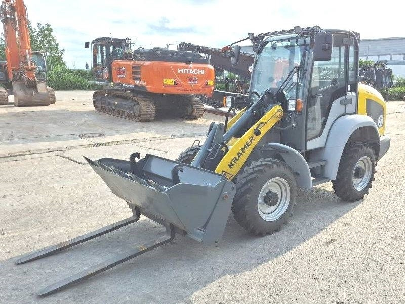 Kramer 5050 - Máy xúc lật đa năng: hình 2 Kramer 5050 - Máy xúc lật đa năng: hình 2