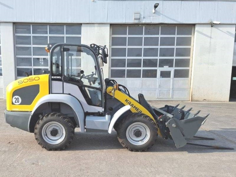 Kramer 5050 - Máy xúc lật đa năng: hình 5 Kramer 5050 - Máy xúc lật đa năng: hình 5