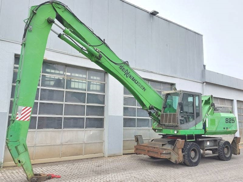 Sennebogen 825 - Máy cạp rác/ Công nghiệp: hình 2 Sennebogen 825 - Máy cạp rác/ Công nghiệp: hình 2