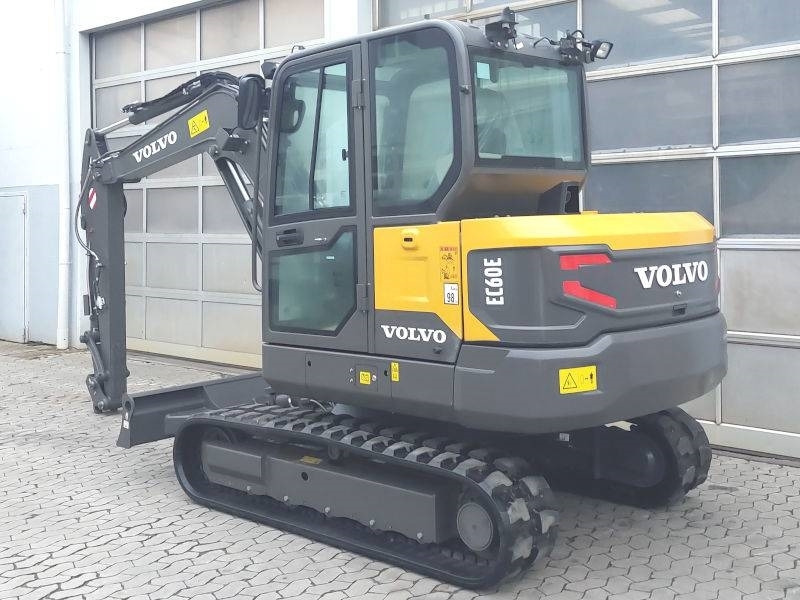 Volvo EC 60 E - Máy xúc mini: hình 3 Volvo EC 60 E - Máy xúc mini: hình 3