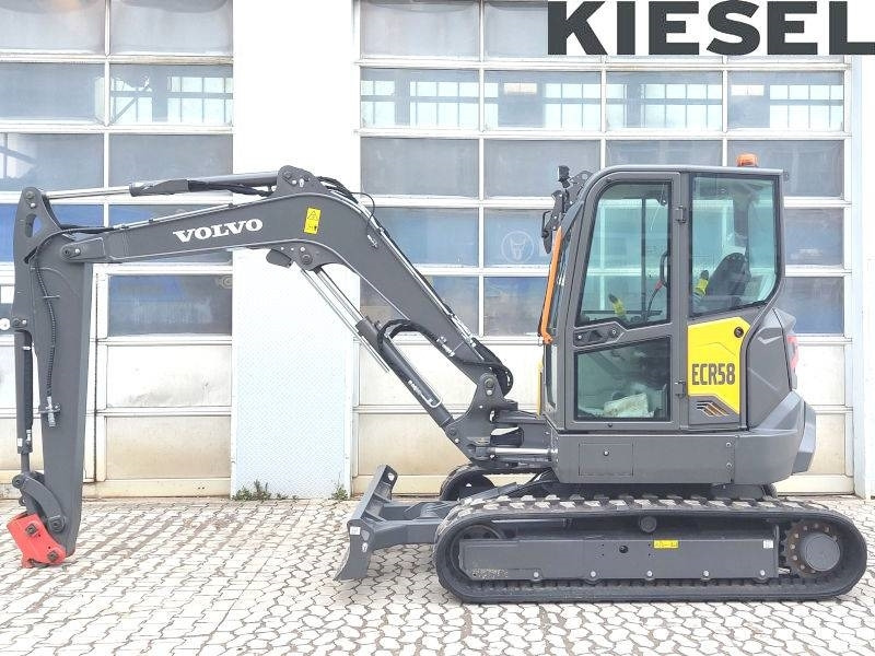 Volvo ECR 58 F - Máy xúc mini: hình 1 Volvo ECR 58 F - Máy xúc mini: hình 1