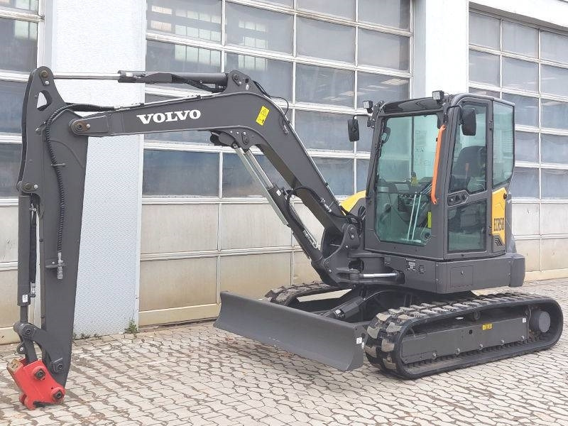 Volvo ECR 58 F - Máy xúc mini: hình 2 Volvo ECR 58 F - Máy xúc mini: hình 2