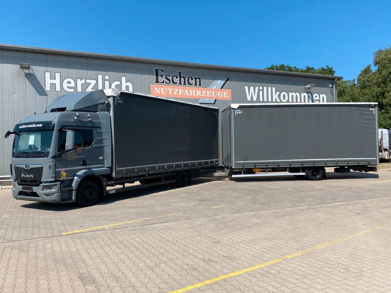 MAN TGM 15.250 + Redos Anhänger GESAMTZUG|Durchlader - Xe tải thùng mui bạt: hình 1 MAN TGM 15.250 + Redos Anhänger GESAMTZUG|Durchlader - Xe tải thùng mui bạt: hình 1