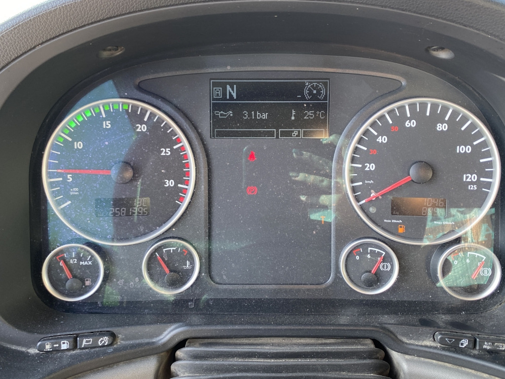 MAN TGS 32.360 8x4 BB / 9 m³ Stetter-Aufbau - Xe trộn bê tông: hình 5 MAN TGS 32.360 8x4 BB / 9 m³ Stetter-Aufbau - Xe trộn bê tông: hình 5