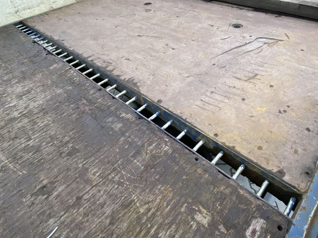 Mercedes-Benz 1224 L Atego / MKG-Faltkran - Xe tải thùng lửng/ Phẳng, Xe cẩu tự hành: hình 3 Mercedes-Benz 1224 L Atego / MKG-Faltkran - Xe tải thùng lửng/ Phẳng, Xe cẩu tự hành: hình 3