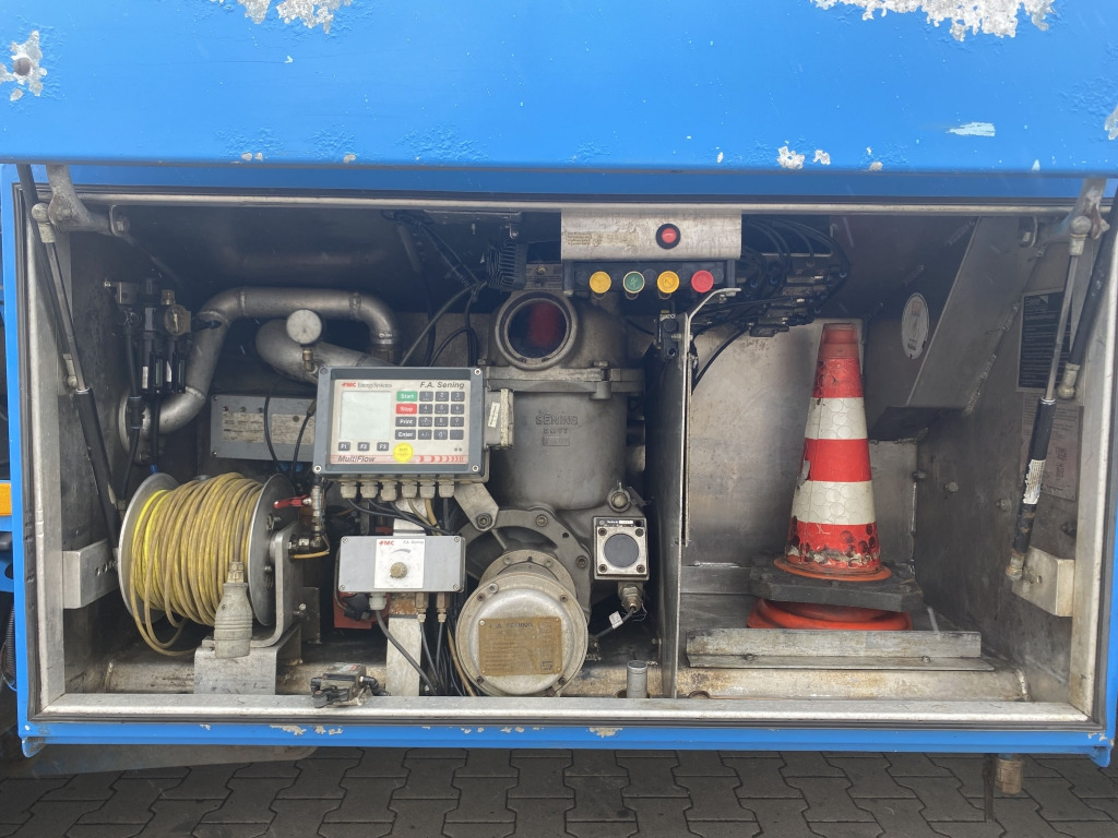 Xe bồn Mercedes-Benz 1318 L Atego: hình 9