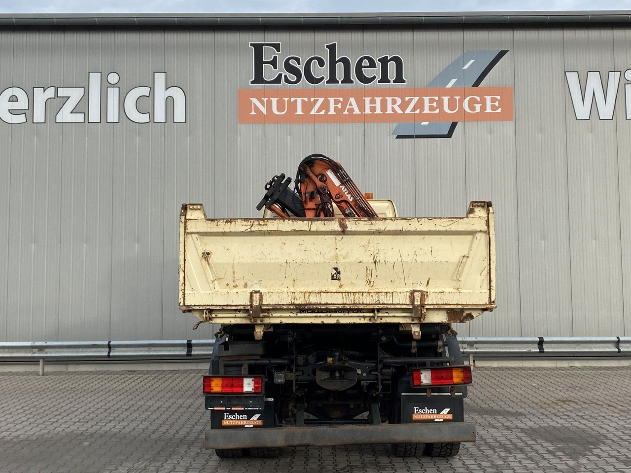 Mercedes-Benz 1833 4x4 Axor | Atlas 105.2-A2*Funk*AHK*3 Sitze - Xe ben, Xe cẩu tự hành: hình 5 Mercedes-Benz 1833 4x4 Axor | Atlas 105.2-A2*Funk*AHK*3 Sitze - Xe ben, Xe cẩu tự hành: hình 5