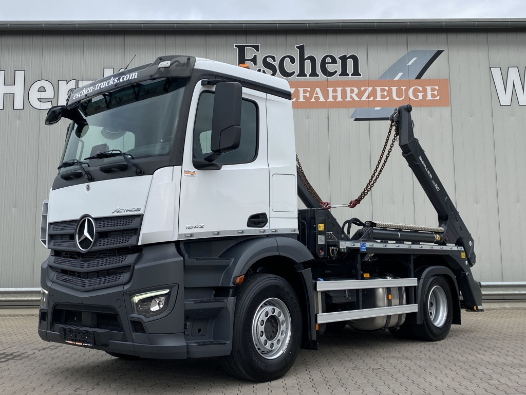 Mercedes-Benz 1842 L Actros - Xe tải chở thùng nhỏ: hình 2 Mercedes-Benz 1842 L Actros - Xe tải chở thùng nhỏ: hình 2