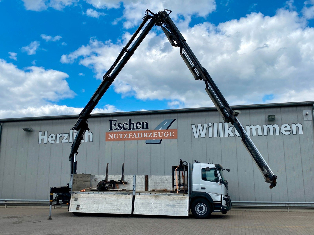 Volvo FMX 420 8x4 | Fassi F255AC2.24XE*FUNK*Fly-Jib*AC - Xe tải thùng lửng/ Phẳng, Xe cẩu tự hành: hình 1 Volvo FMX 420 8x4 | Fassi F255AC2.24XE*FUNK*Fly-Jib*AC - Xe tải thùng lửng/ Phẳng, Xe cẩu tự hành: hình 1