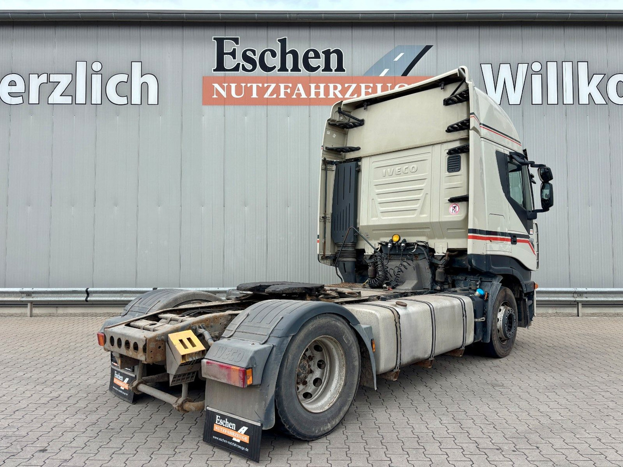 Iveco Stralis AS 440 S 46 T/P | Retarder*Hydraulik*AC - Xe đầu kéo: hình 5 Iveco Stralis AS 440 S 46 T/P | Retarder*Hydraulik*AC - Xe đầu kéo: hình 5