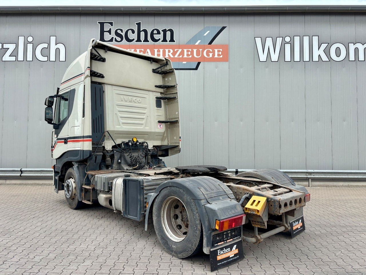 Iveco Stralis AS 440 S 46 T/P | Retarder*Hydraulik*AC - Xe đầu kéo: hình 3 Iveco Stralis AS 440 S 46 T/P | Retarder*Hydraulik*AC - Xe đầu kéo: hình 3