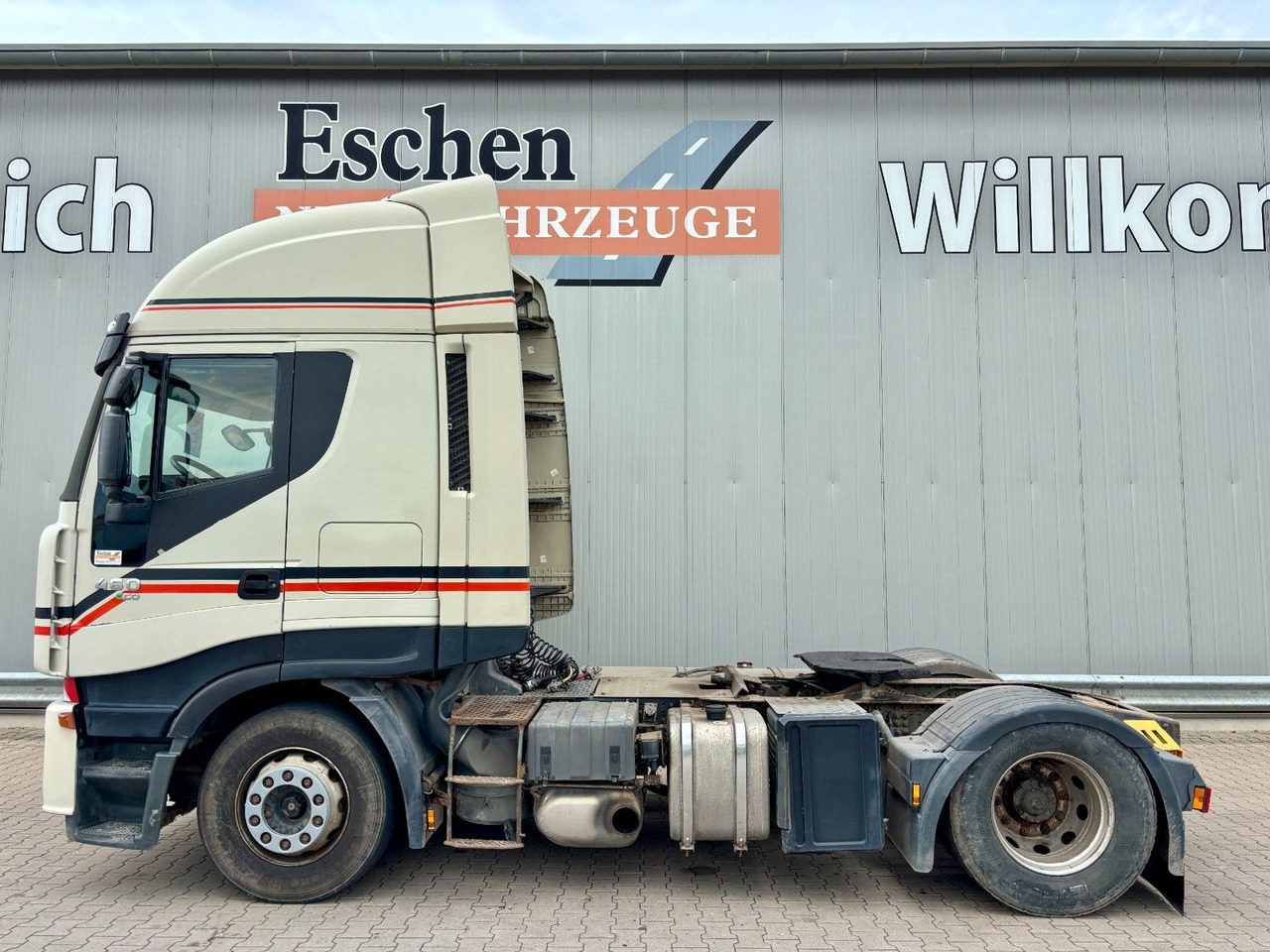 Iveco Stralis AS 440 S 46 T/P | Retarder*Hydraulik*AC - Xe đầu kéo: hình 2 Iveco Stralis AS 440 S 46 T/P | Retarder*Hydraulik*AC - Xe đầu kéo: hình 2