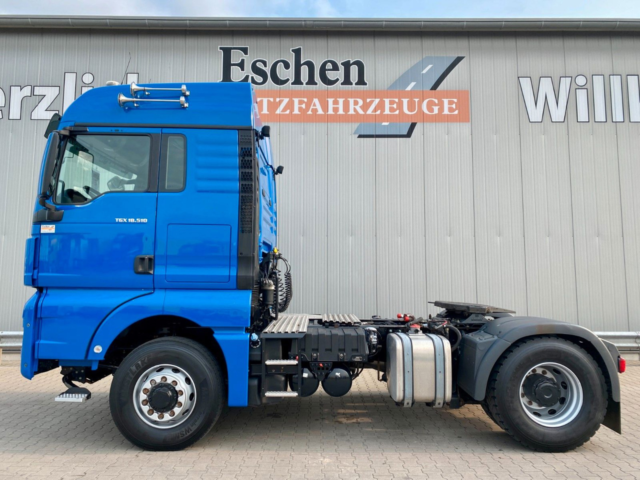 MAN TGX 18.510 4x4 HYDRO | XLX*2x Hydraulik*Retarder - Xe đầu kéo: hình 2 MAN TGX 18.510 4x4 HYDRO | XLX*2x Hydraulik*Retarder - Xe đầu kéo: hình 2