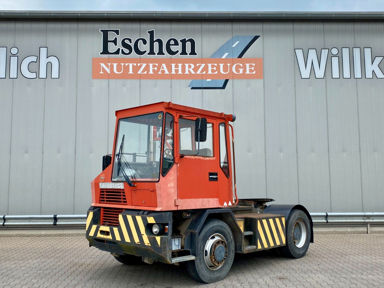 Terberg RT20 4x4 Rangierfahrzeug | Automatik - Xe tải: hình 1 Terberg RT20 4x4 Rangierfahrzeug | Automatik - Xe tải: hình 1