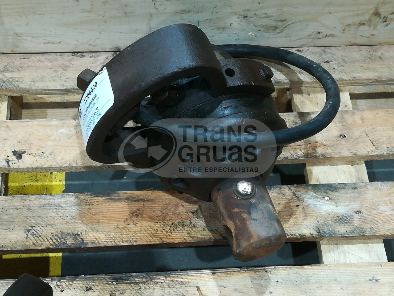 Rotator ocasión 4.500 KG - Đính kèm: hình 2 Rotator ocasión 4.500 KG - Đính kèm: hình 2