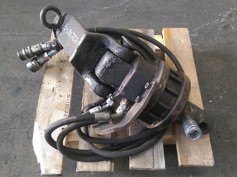 Rotator usado - Đính kèm, Nền bục trên không cho Nền bục trên không: hình 2 Rotator usado - Đính kèm, Nền bục trên không cho Nền bục trên không: hình 2