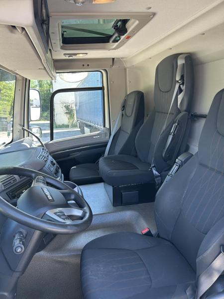 DAF CF 340 - Xe tải hộp: hình 4 DAF CF 340 - Xe tải hộp: hình 4